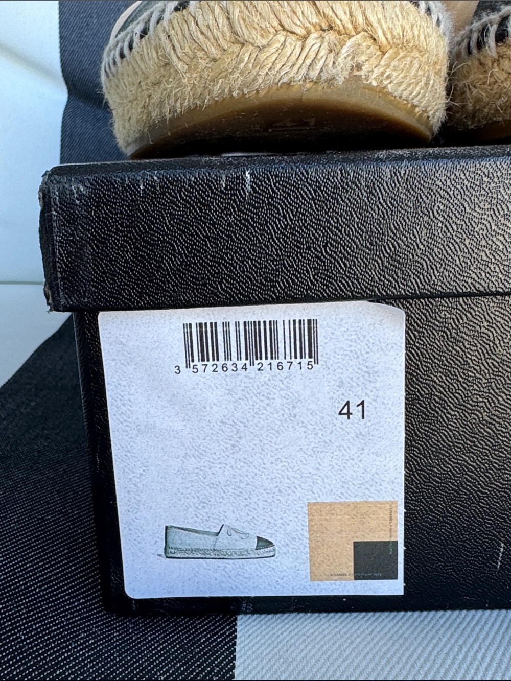 CHANEL Beige Leather Espadrilles with Black Toe Cap (pre-loved: very good) - Picture 4 of 10